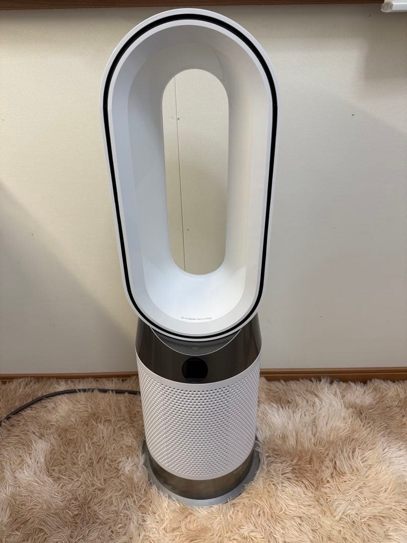 25年8月購入　Dyson Hot+Cool HP10WW