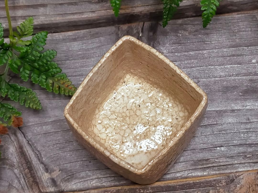 ♥絵志野　ぐい呑み　桐箱付き　⑱　志野　ぐい飲み　骨董品