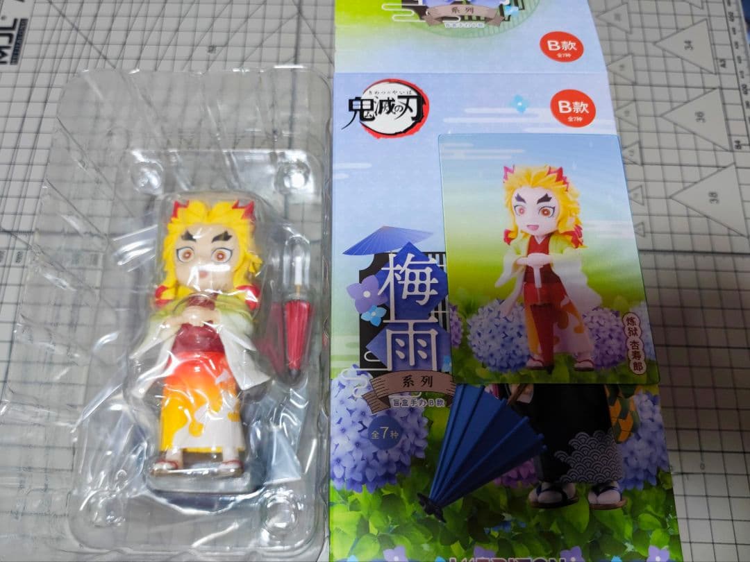 鬼滅の刃 海外 中国限定 フィギュア 梅雨シリーズ 煉獄杏寿郎 - メルカリ