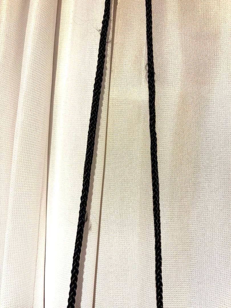 斜め掛け　黒のポシェット　鏡内蔵　パーティポシェット