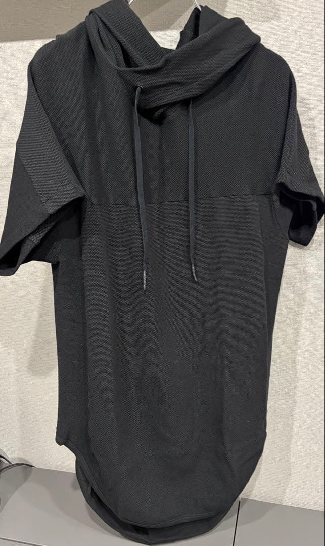 JULIUS ラウンドフーディ　ニルズ　nilos