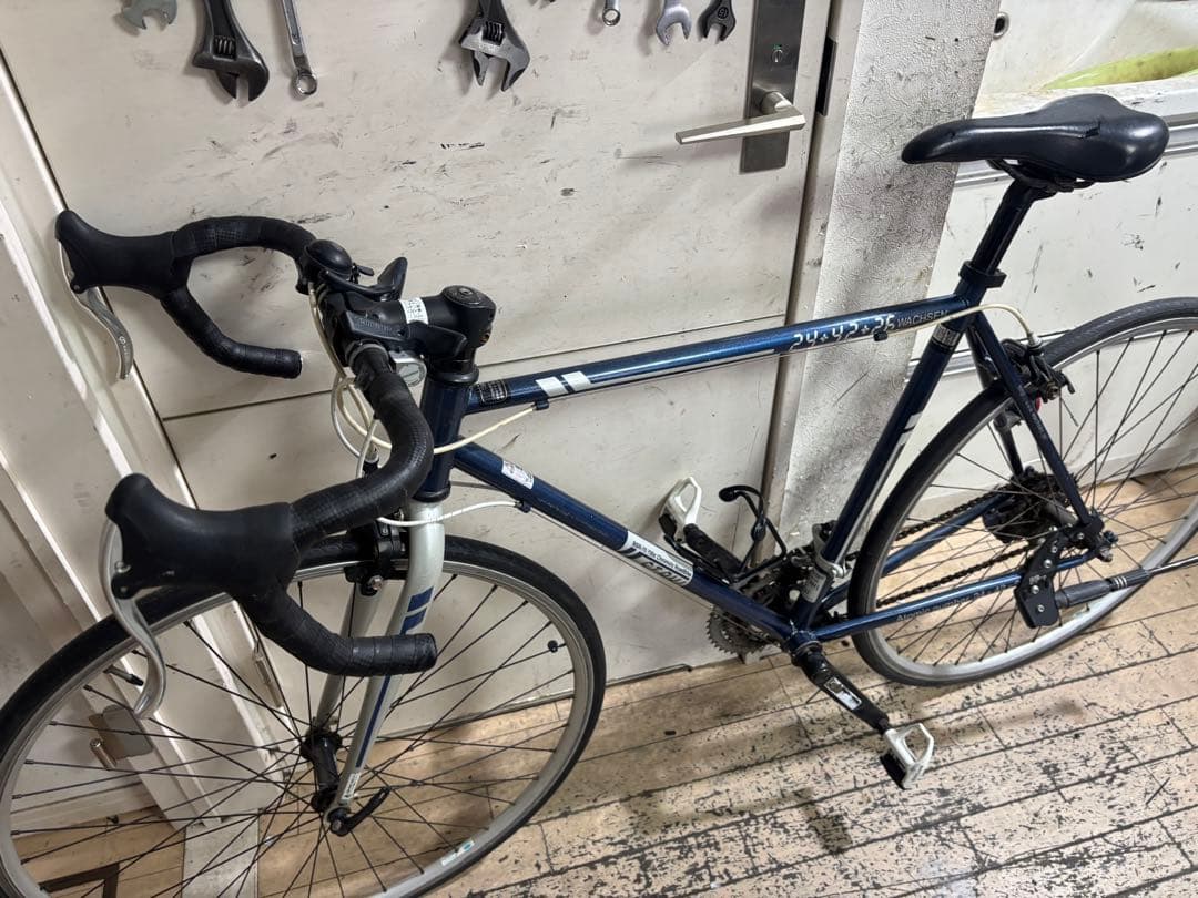 Wachsen Atomic number 24・42・26 ロードバイク