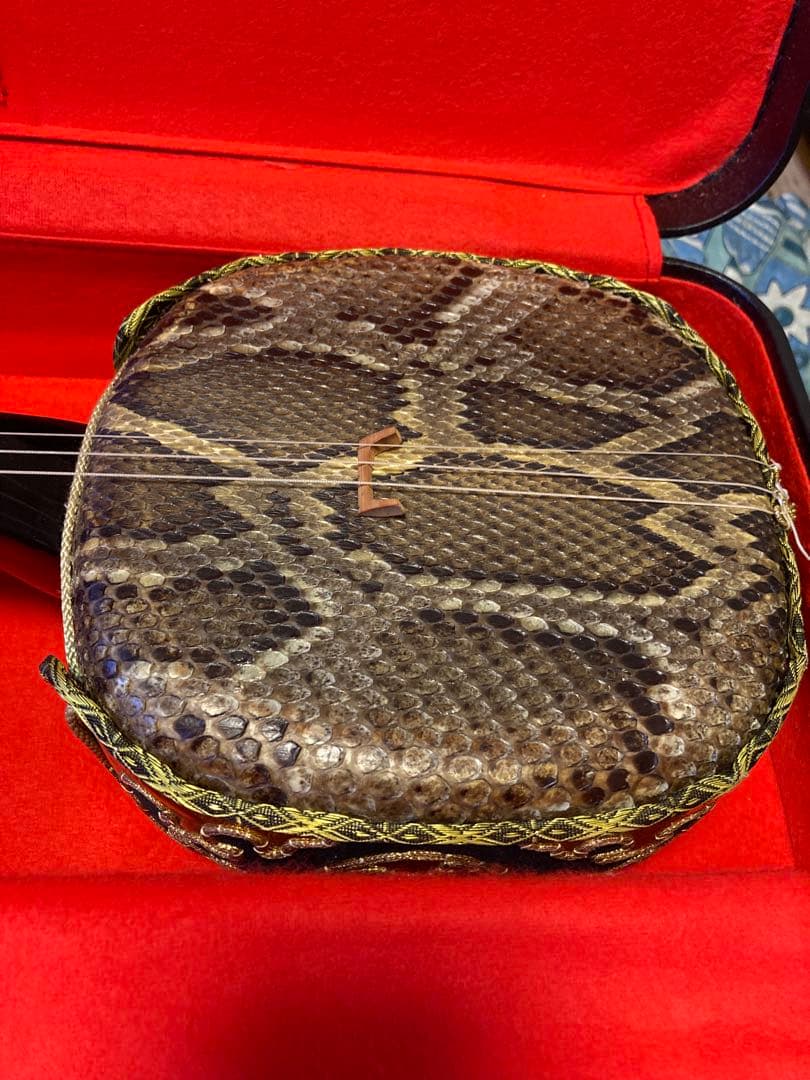 と*や様 ヘビ革 三線 本体 古い - 和楽器アウトレット セール 通販