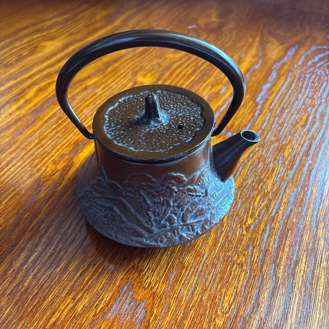未使用品 工房和秋 金野 和秋作 15型九重アラレ 南部鉄瓶