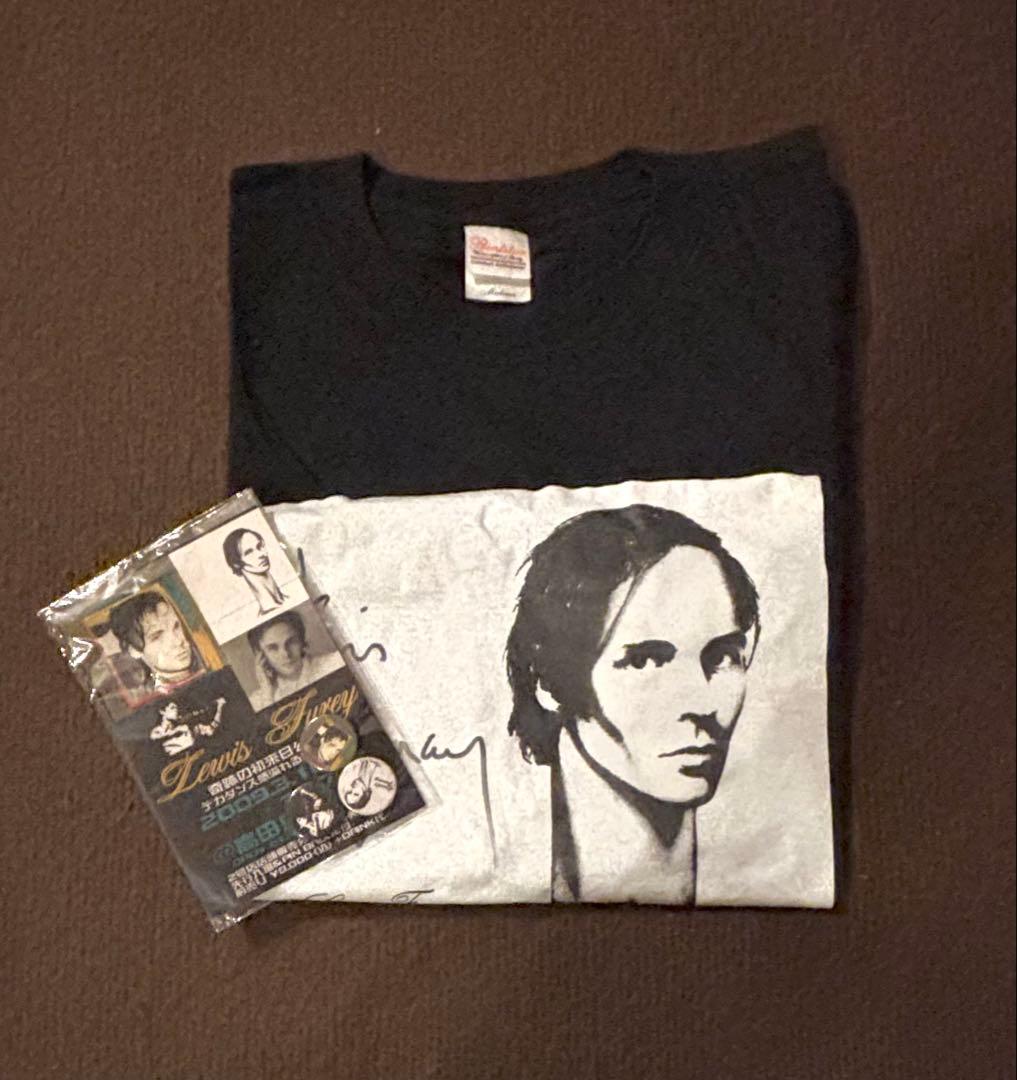 Lewis Furey Tシャツとバッジセット