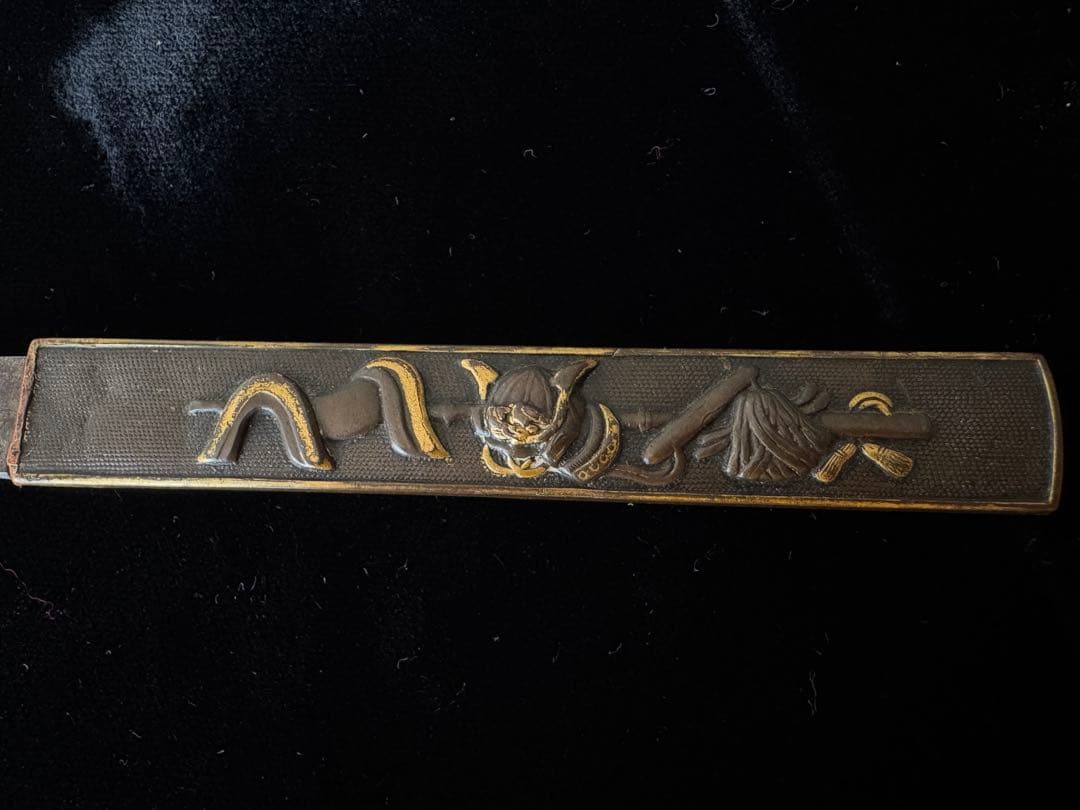 小柄 兜に采配図 赤銅 津田越前守助廣 日本刀 刀装具 骨董 古美術 江戸時代