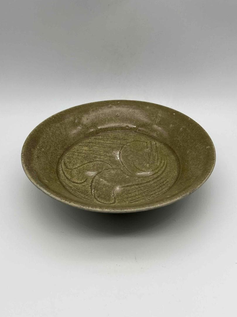 宋時代 青磁刻花唐草文盤 耀州窯皿 唐物 古賞物