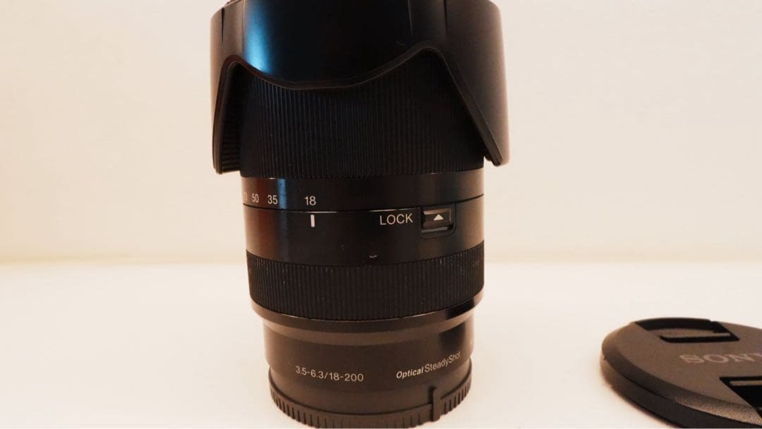 秋分の日特価】SONYαレンズE18-200mm F3.5-6.3OSS LE