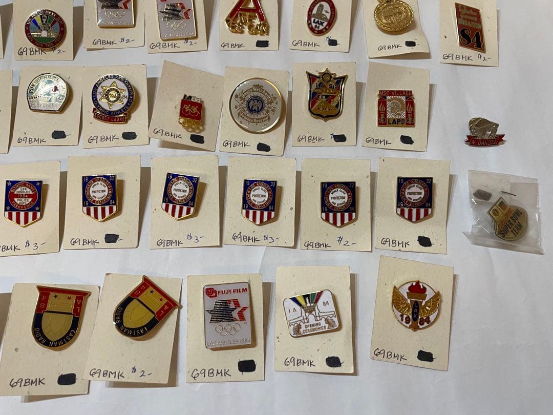 ピンバッチ　オリンピック　記念　ヴィンテージ　1984年　その他 80’s