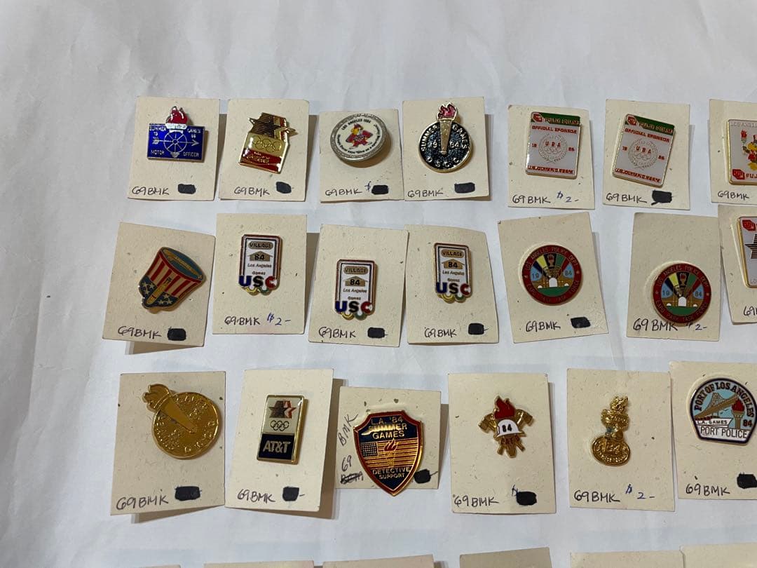 ピンバッチ　オリンピック　記念　ヴィンテージ　1984年　その他 80’s