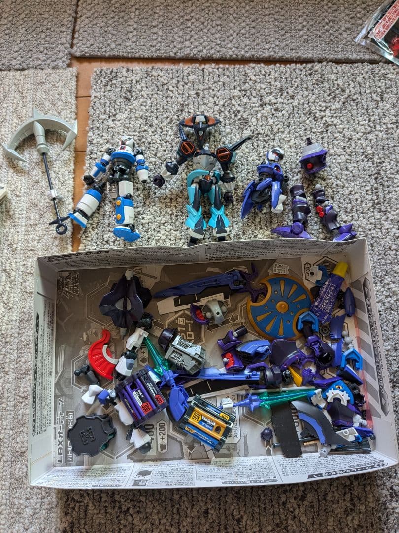 バンダイ ガンプラセット パーフェクトグレード ザクIIなど