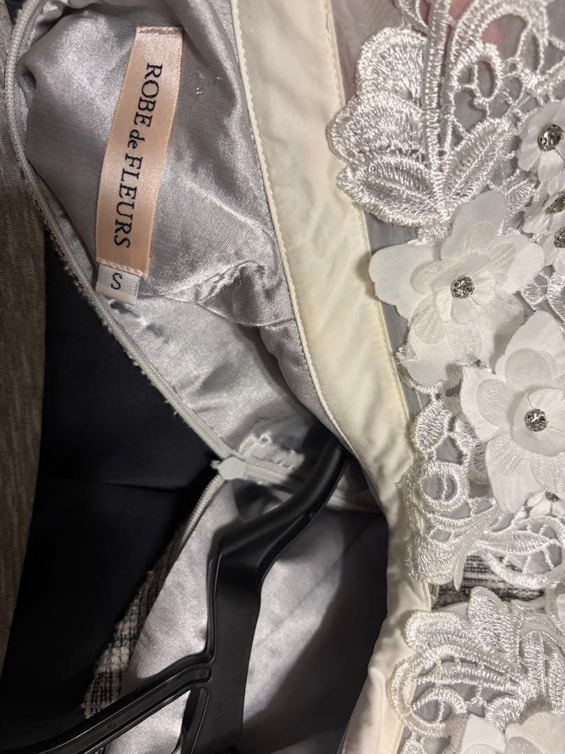ROBE de FLEURS ニットツイード フラワーカラーグレー Sサイズ　襟