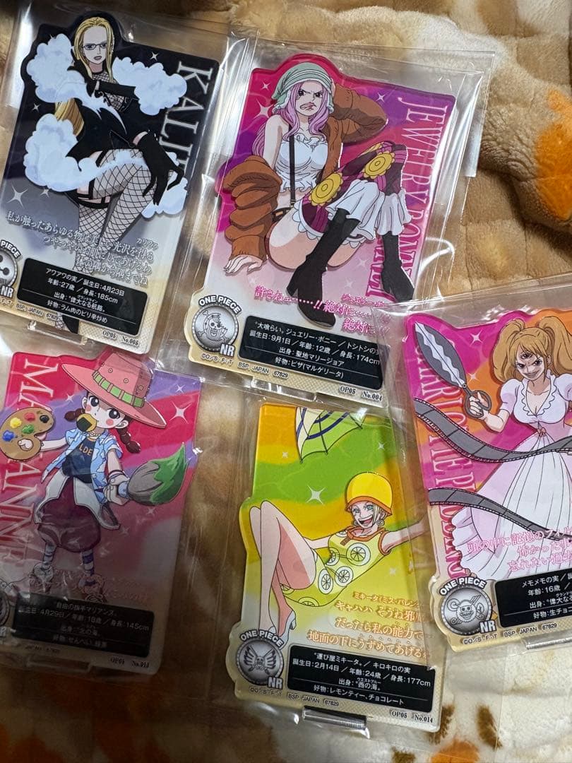 一番くじ ワンピース ボア・ハンコック アートスケールフィギュア A賞　おまけ