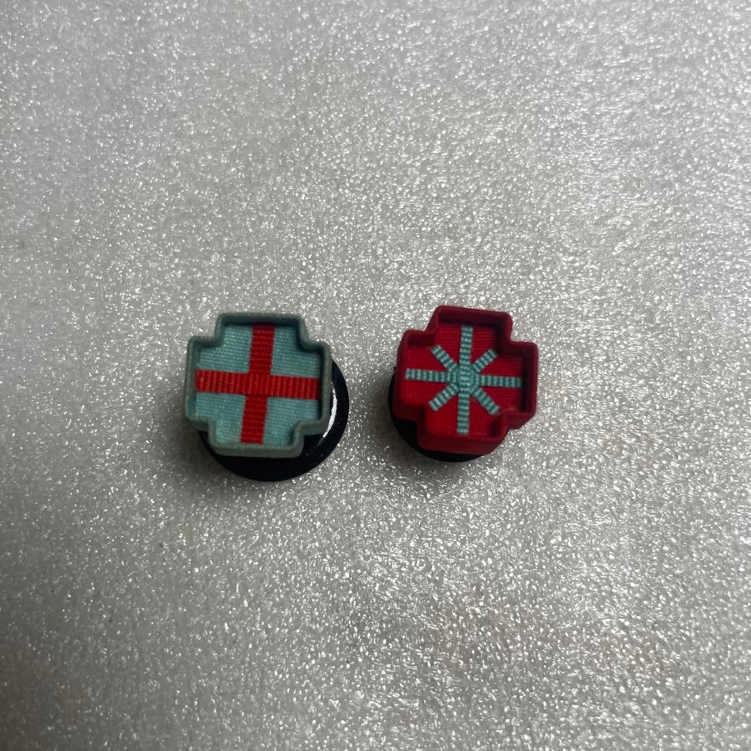 美品・付属品完備】日本赤十字社 特別社員章 銀色 記章 勲章 漆塗り箱