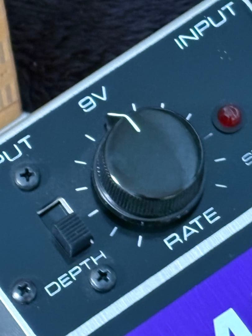 ELECTRO-HARMONIX SMALL CLONE チキンノブ