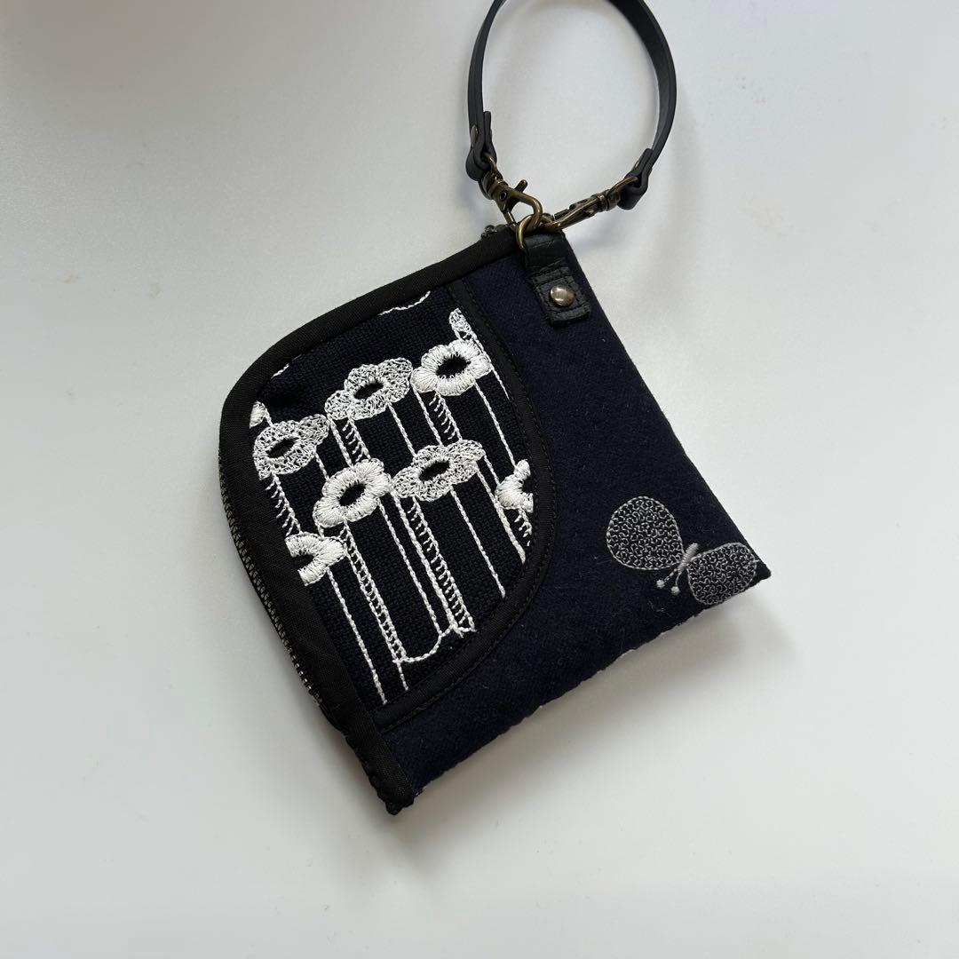 ミナペルホネン　通帳ケース　専用