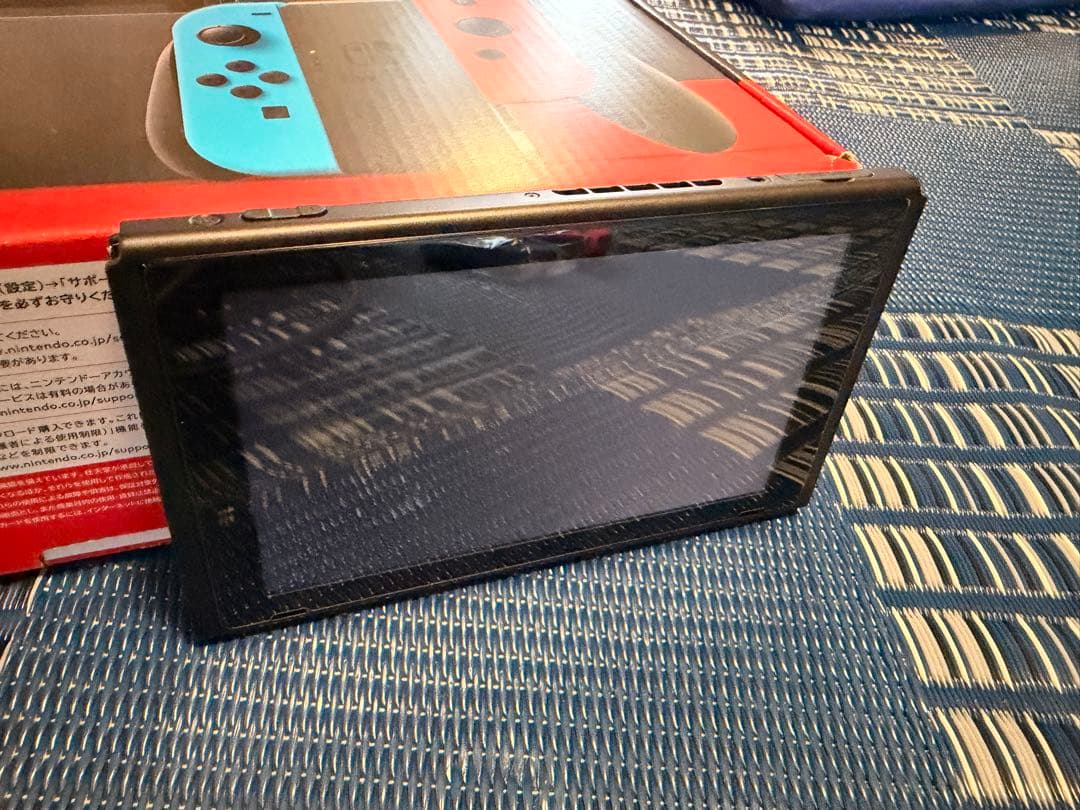 Nintendo Switch 本体 スイッチ フィルム貼付済 ハードカバー付き