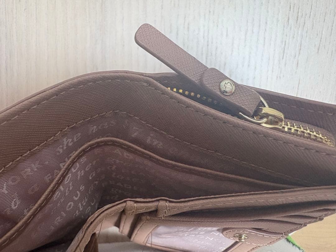 【新品】Kate Spade ウサギ耳 二つ折り財布