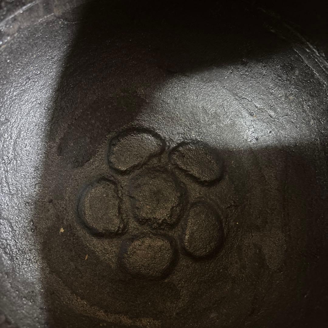 美品】茶道具/朝鮮風炉釜 茶器 鉄瓶 鉄釜 唐銅蓋 釜環 茶釜 台付