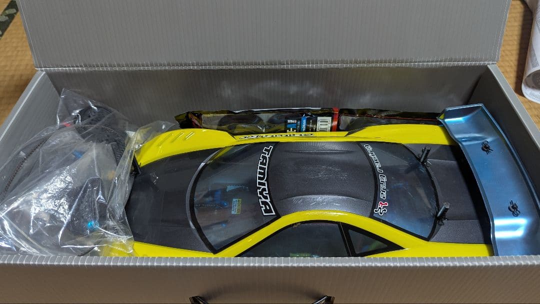 TRF102 TA06R ラジコンカー＆小物部品（収納運搬ケース付） ラジコン