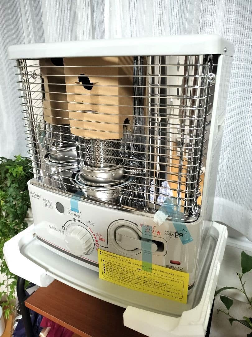 TOYOTOMI RS-G240 ホワイト 石油ファンヒーター TOYOTOMI RS-G240 ホワイト 石油ファンヒーター RS-G240(W) 石油