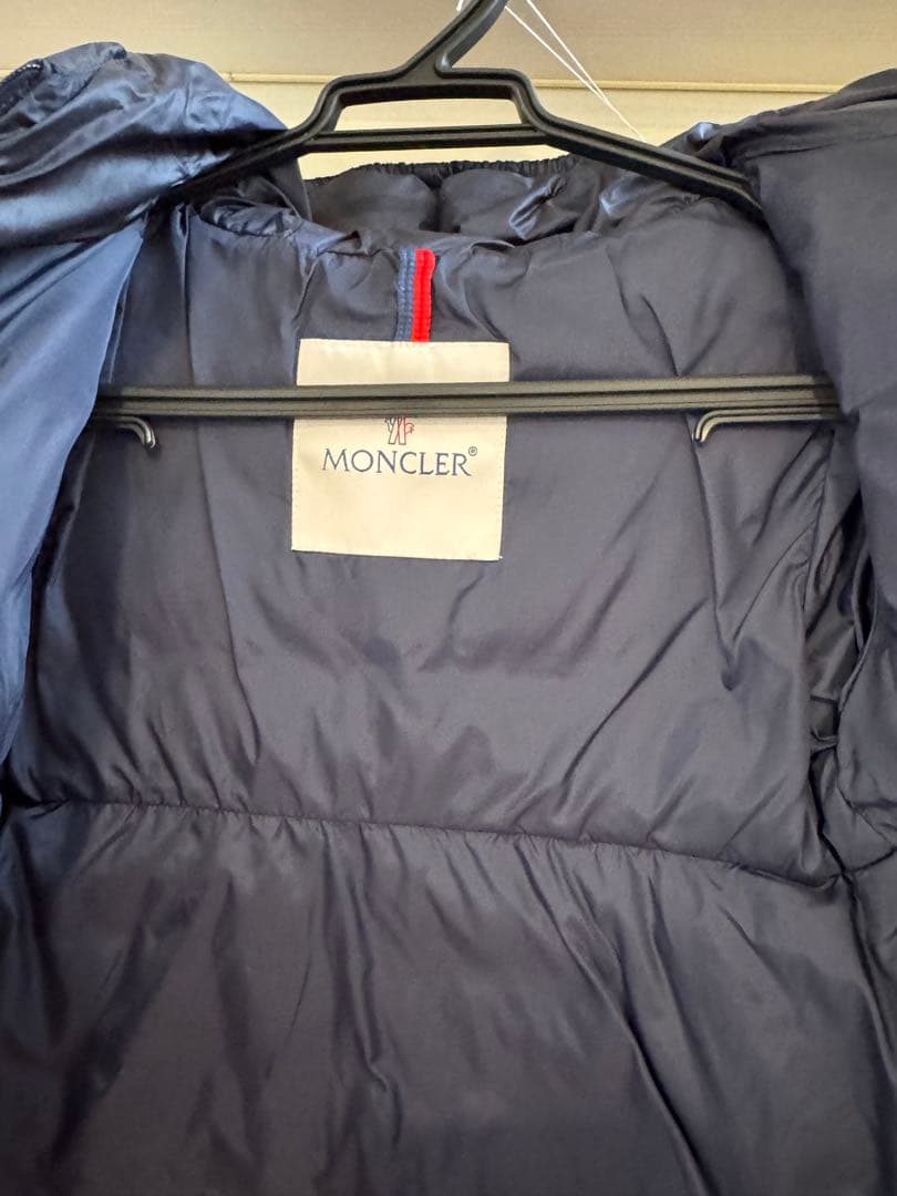 美品　MONCLER ネイビー ダウンジャケット odile