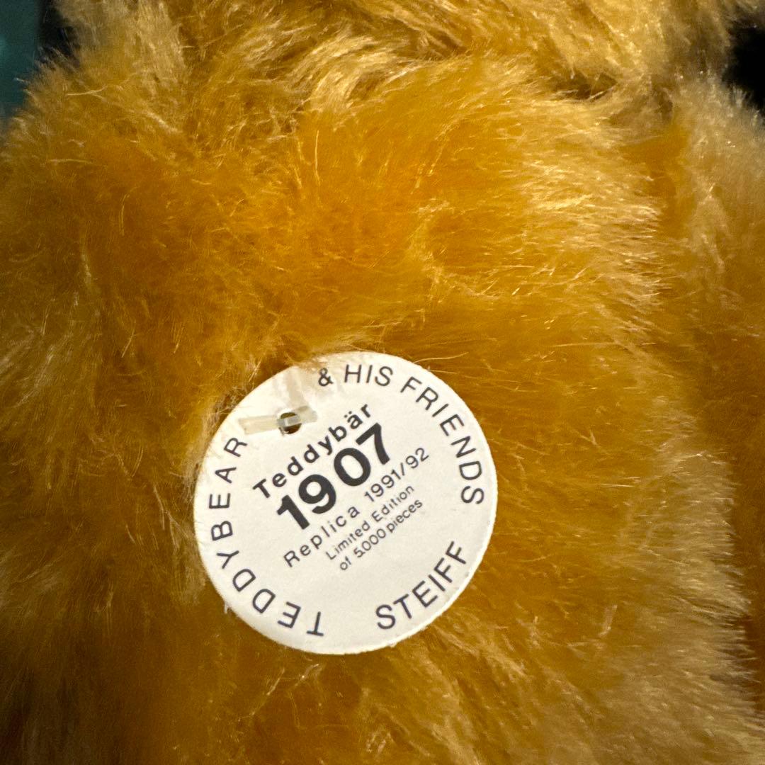 シュタイフ社の1907年テディベアのレプリカ日本限定5000体