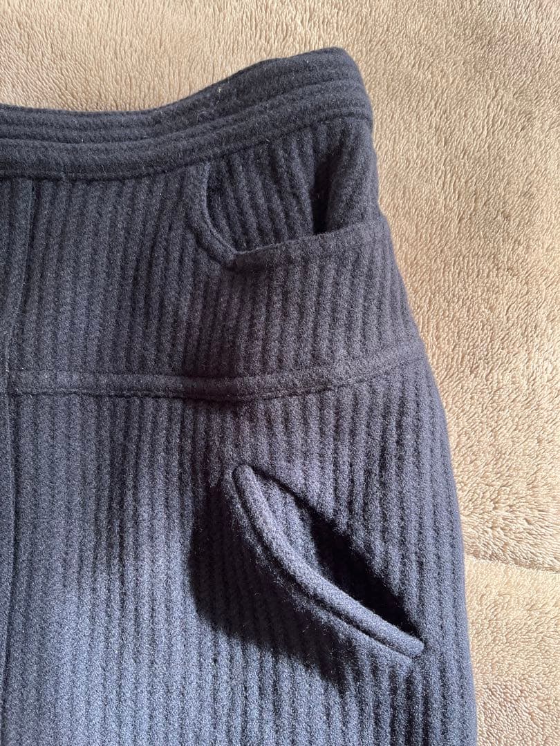 バズ　CHANEL リブ編みデザイン　膝丈スカート　ネイビー