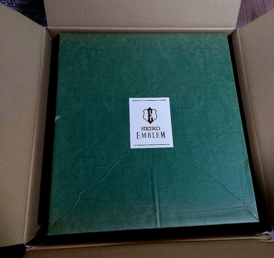 新品 SEIKO セイコー掛け時計 エムブレムHS521B 電波時計