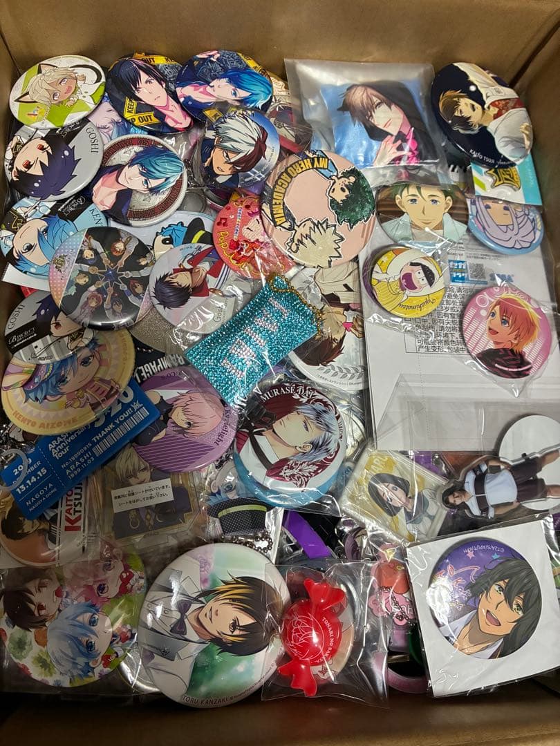 アニメ 漫画 大量 グッズ まとめ売り 缶バッジ アクリルスタンド フィギュア