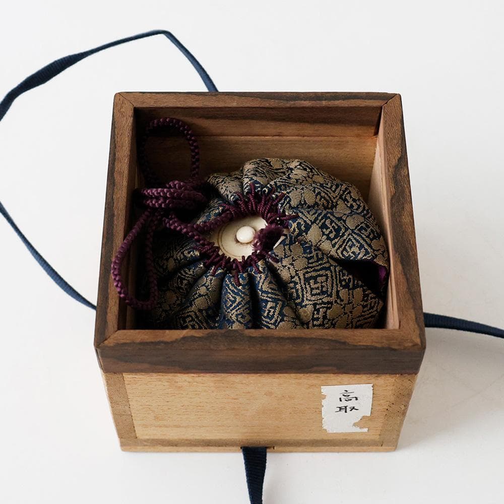 平安春峰造 高取茶入 仕覆 茶道具 げ蓋 濃茶入れ - メルカリ