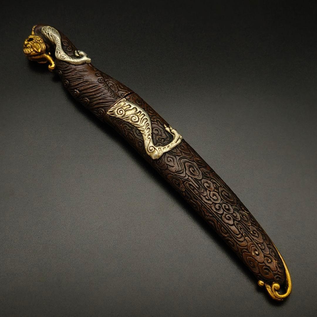 銅製刀装具　柄鞘拵え　獣図　絵金銀　金工品　細工　刀装具