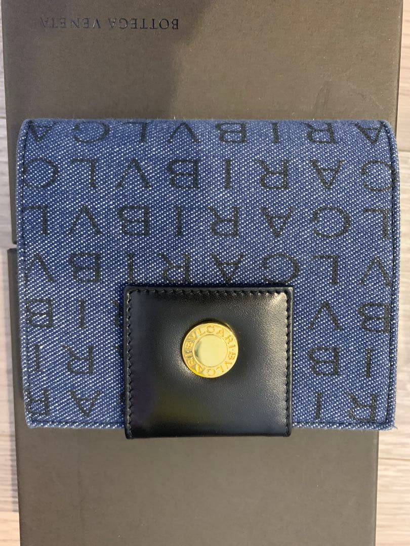 ブルガリ　二つ折り財布 ブルガリ BVLGARI 財布 二つ折り財布 折りたたみ財布 小銭入れ付き