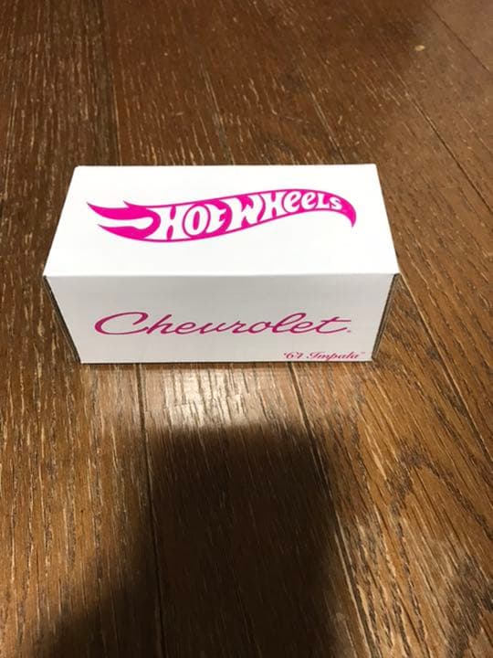 ミニカー hot wheel 64impala