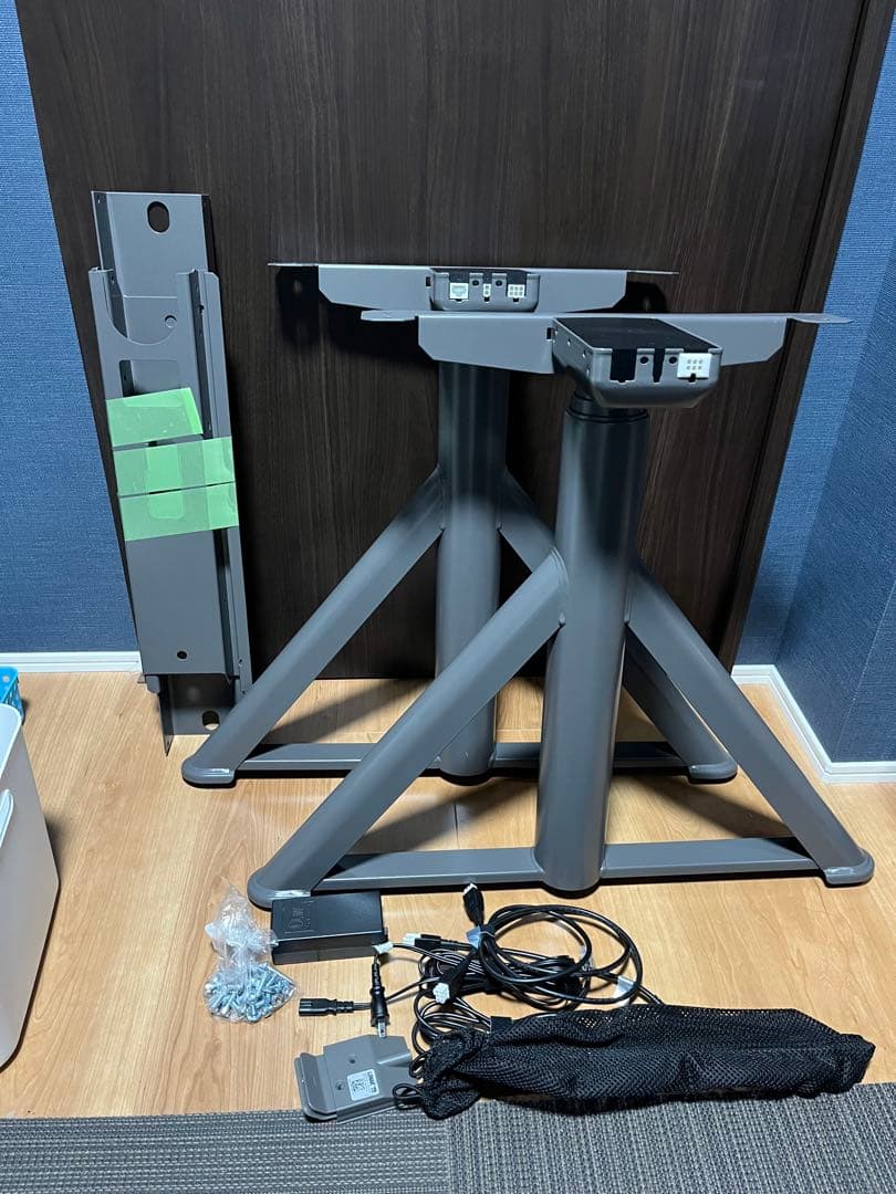 IKEAイドーセン デスク 電動昇降式