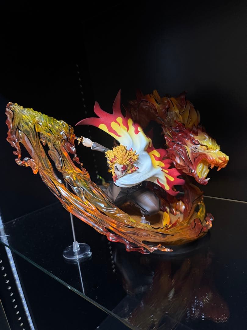 煉獄杏寿郎　フィギュア　GEMシリーズ　炎の呼吸・伍の型　炎虎