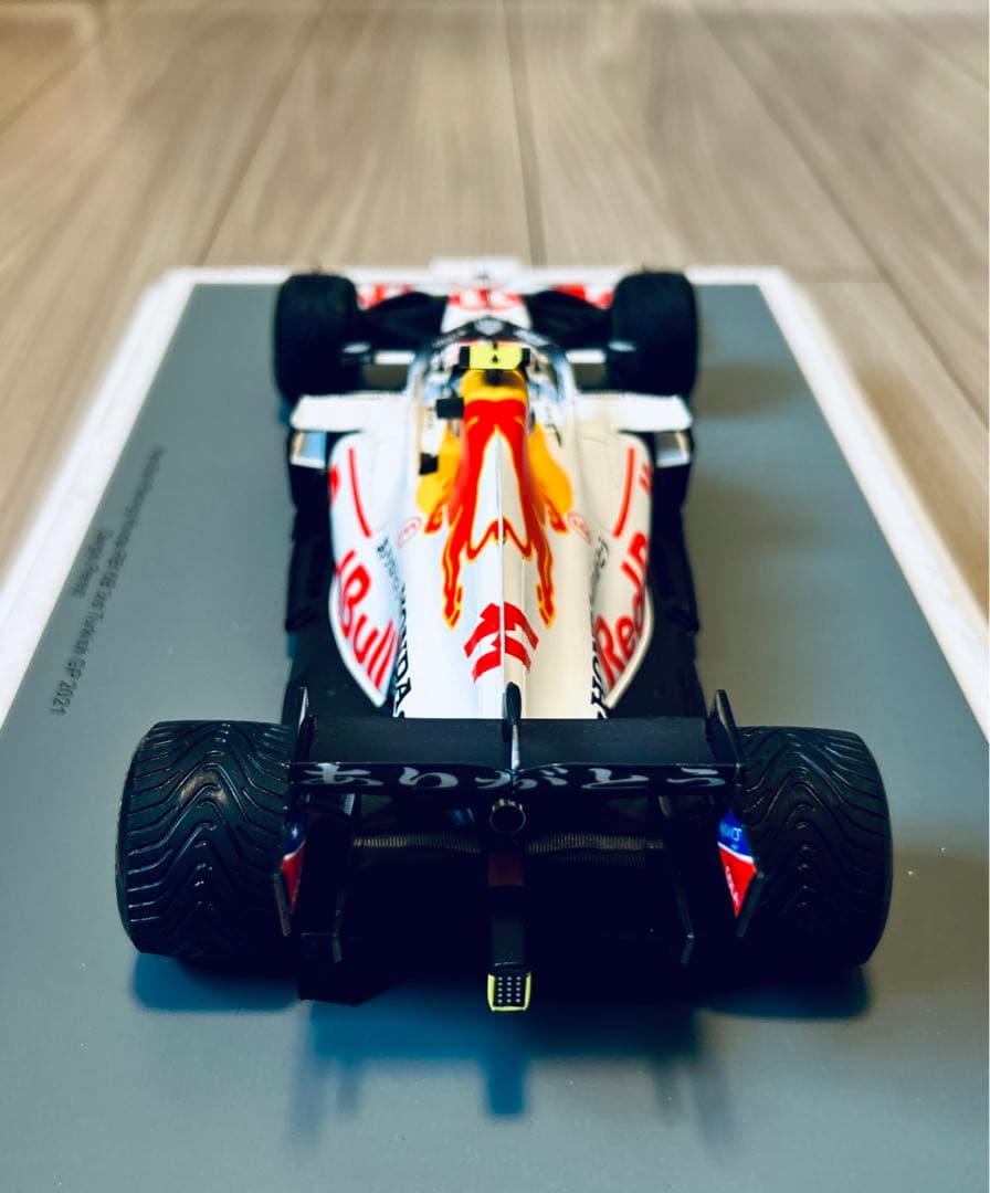 スパーク レッドブル RB16B 1/18 ミニカー トルコGP ペレス