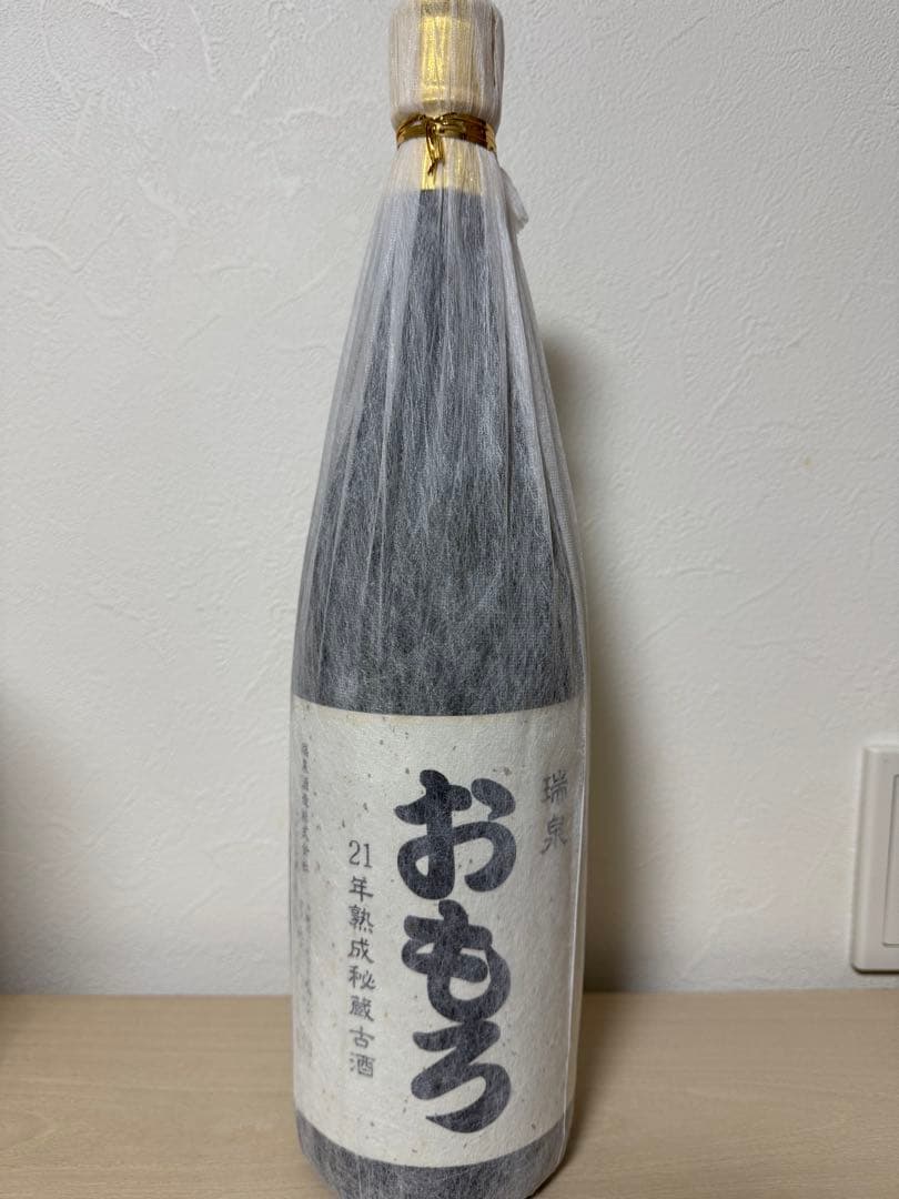 泡盛 瑞泉おもろ 21年 極稀少品 1800ml