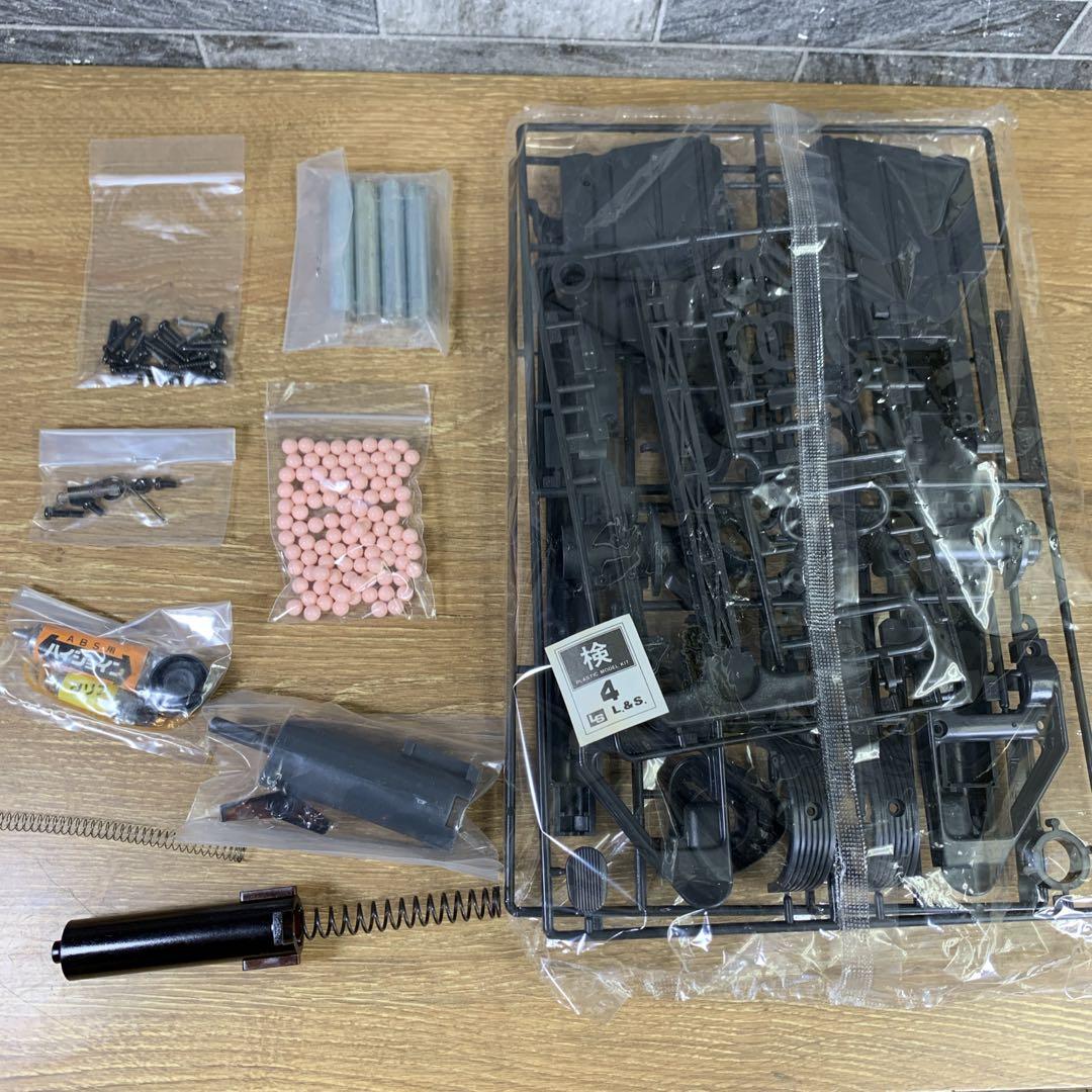 激レア 希少未組立品 1980年代 LS製 コルト M-16A1 組立キット