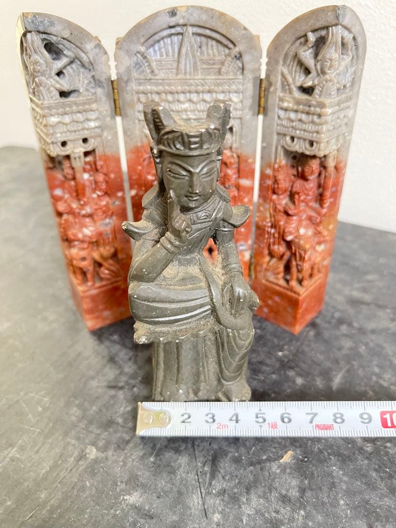 石製彫刻 三つ折り背景付き仏像 仏教 古美術 - メルカリ
