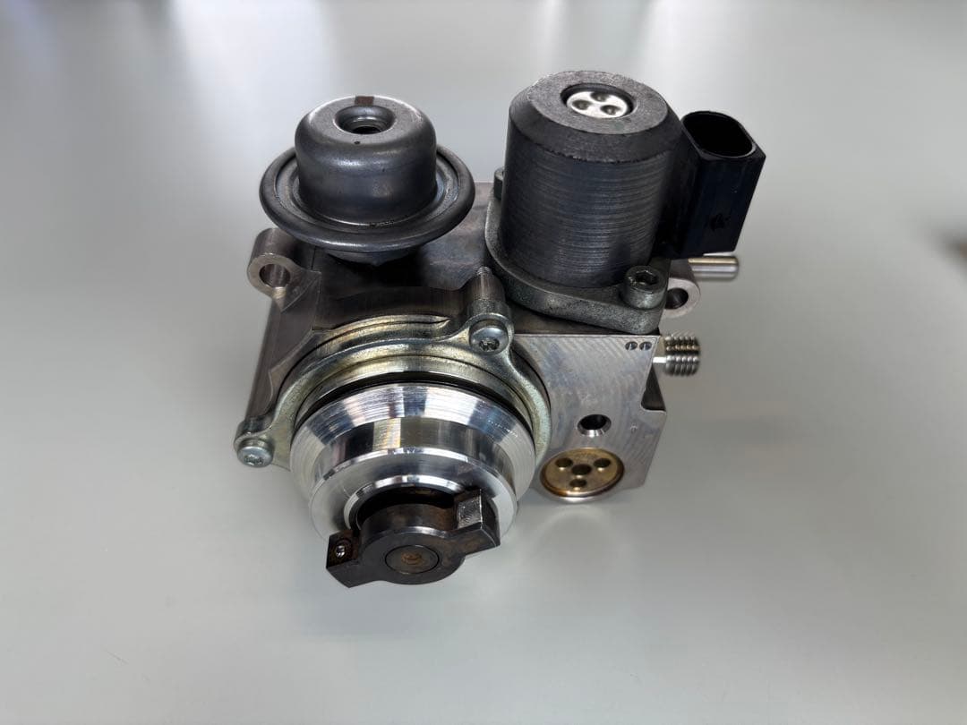 中古☆BMW ミニ クーパーS 高圧ポンプ☆13517592429 SV16