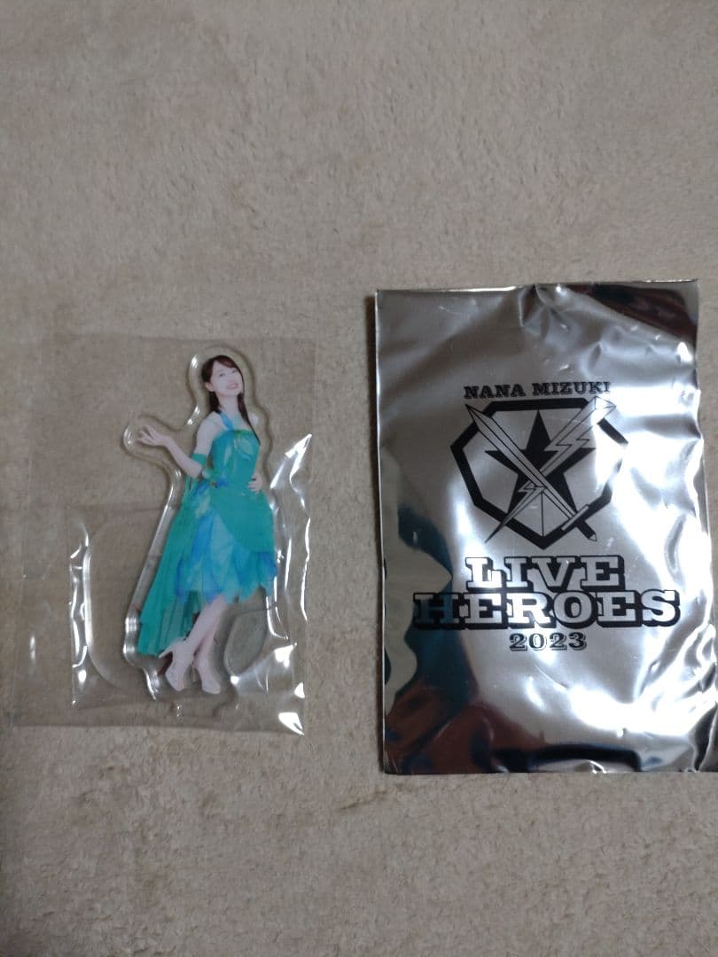 水樹奈々　R賞「DELIGHTED REVIVER」特製アクリルスタンド　非売品