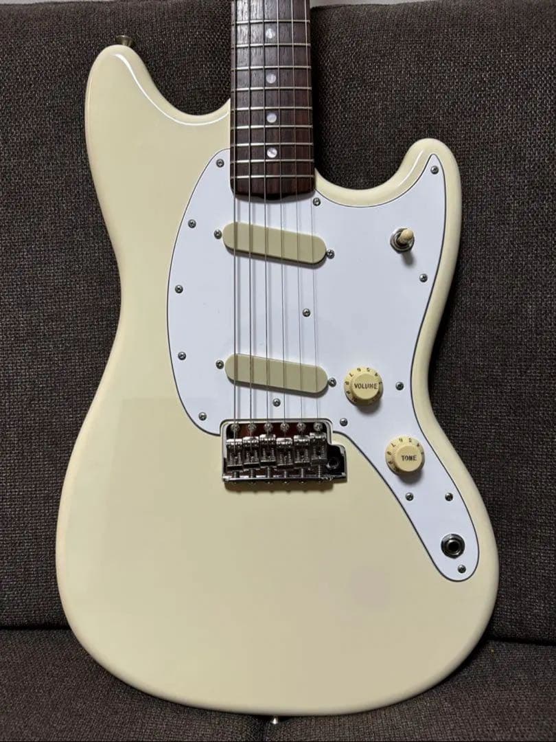 【Zicca限定版】Fender Mustang char owhホワイト 美品