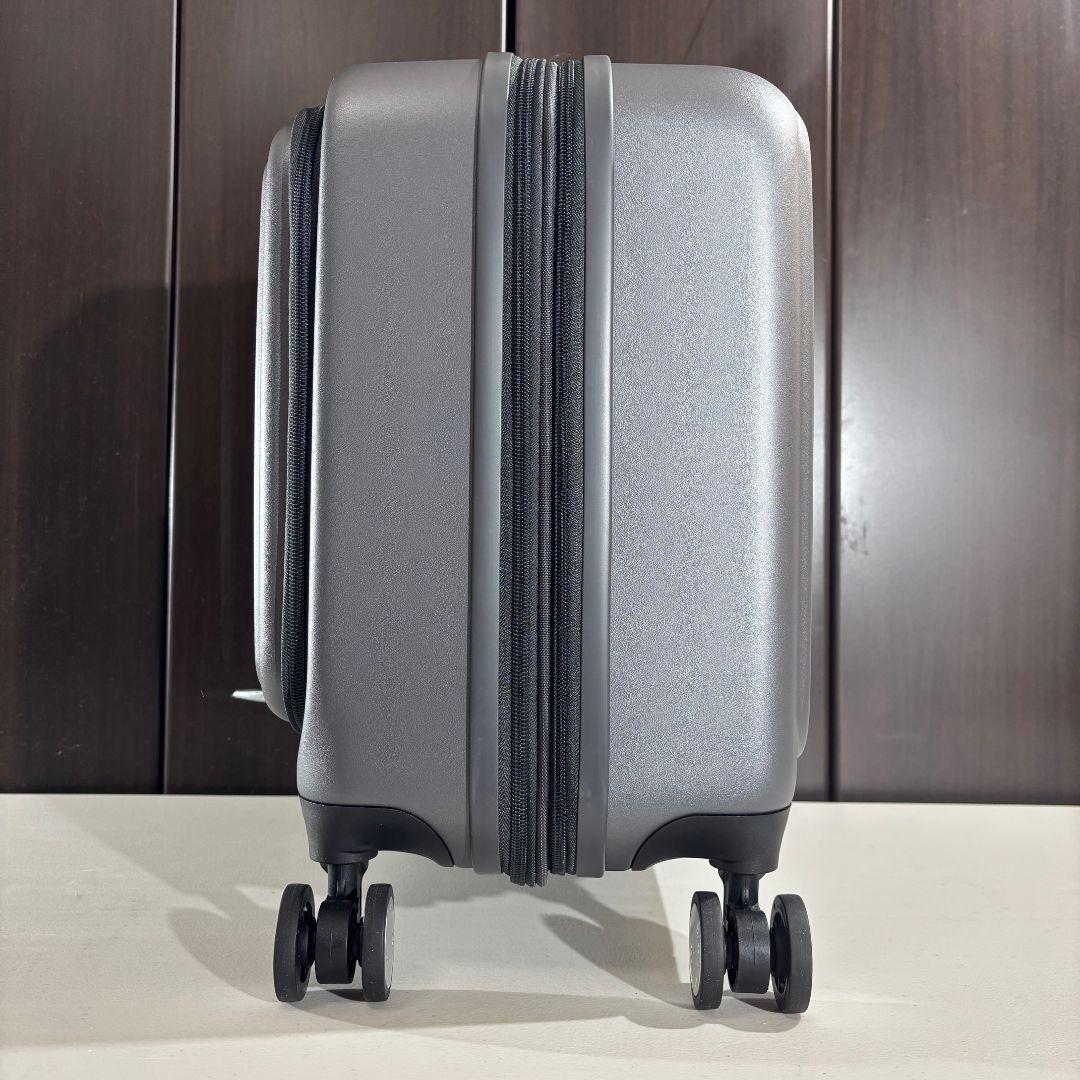 スイスミリタリー SM-C318 18in スーツケース 37L（拡張時42L）