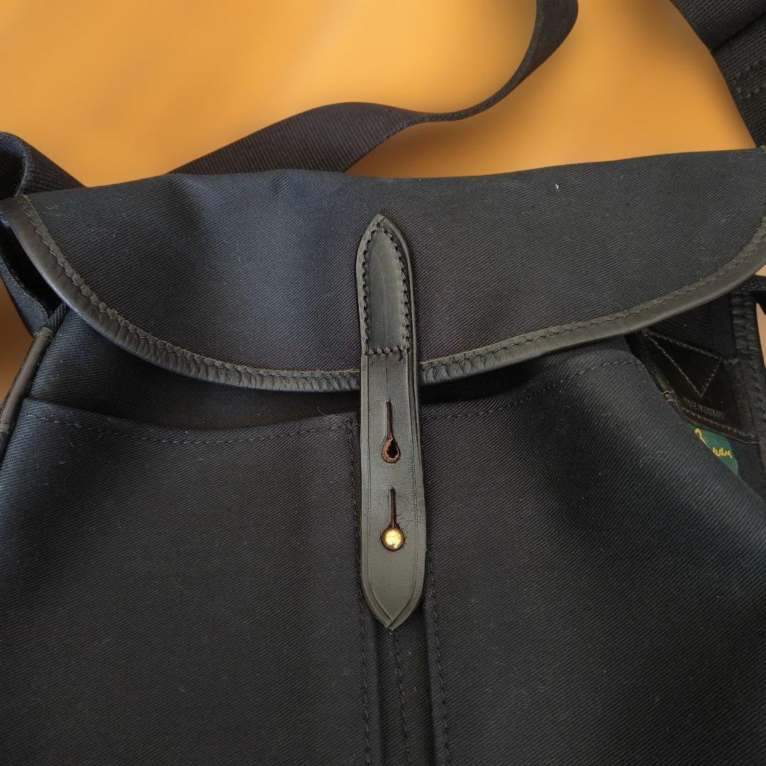 BRADY ショルダーバッグ