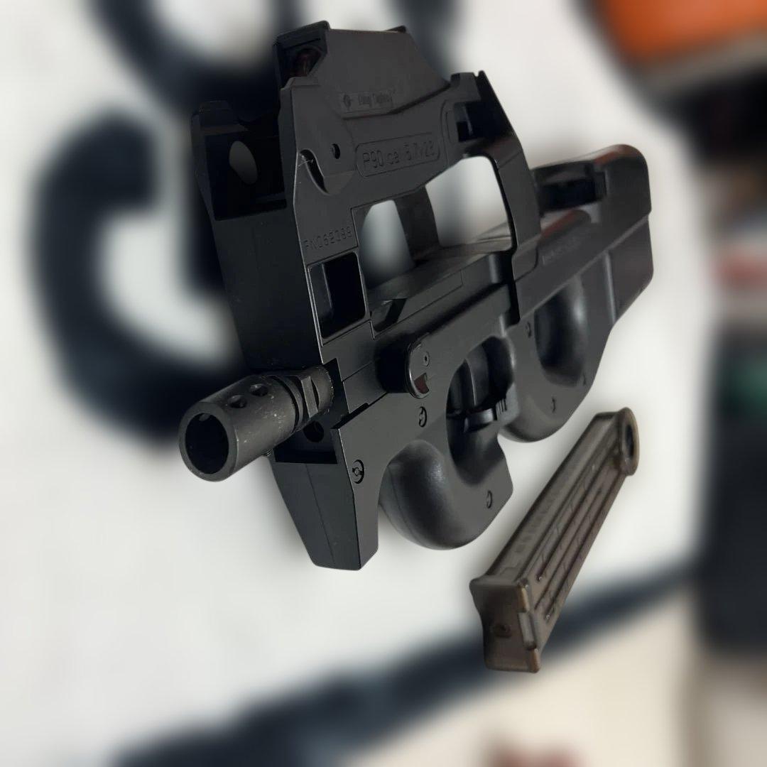 東京マルイ　p90