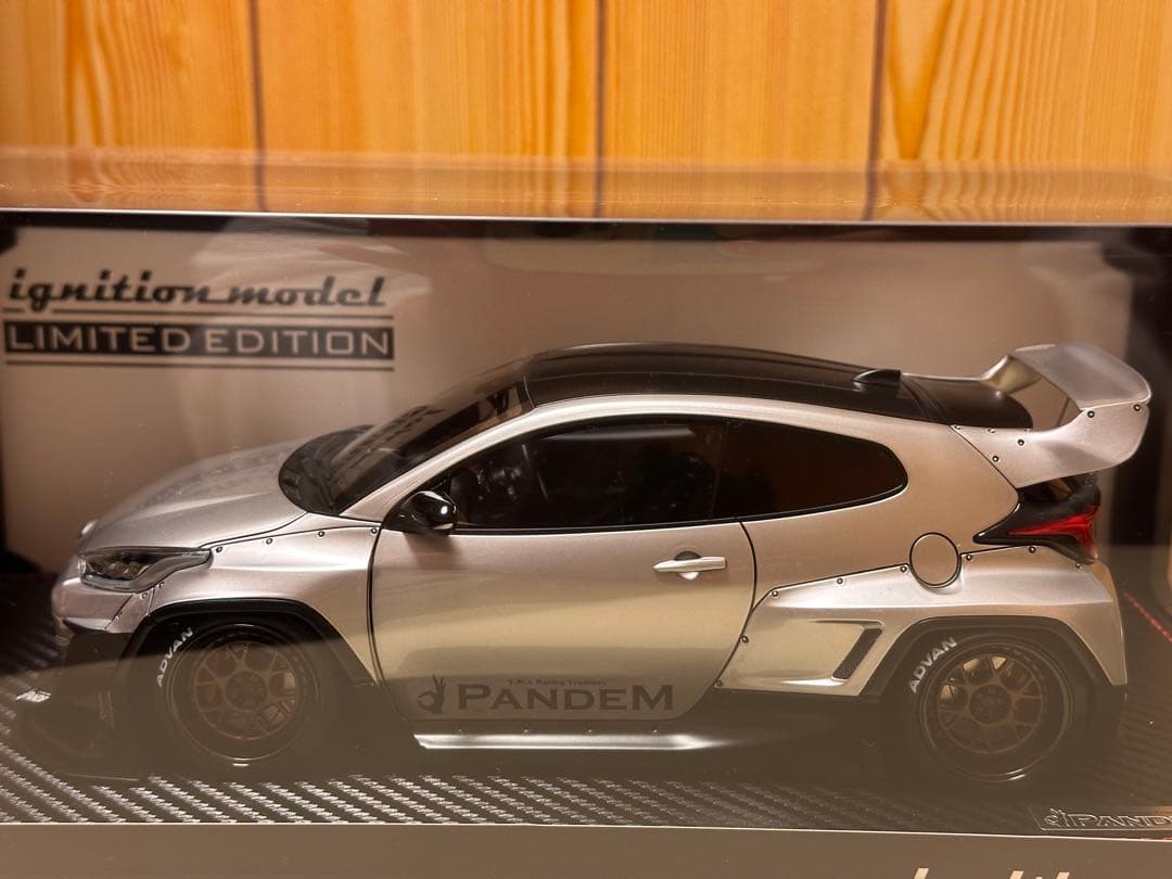 イグニッションモデル IG2904 ヤリス4BA Silver ☆エンジン付き