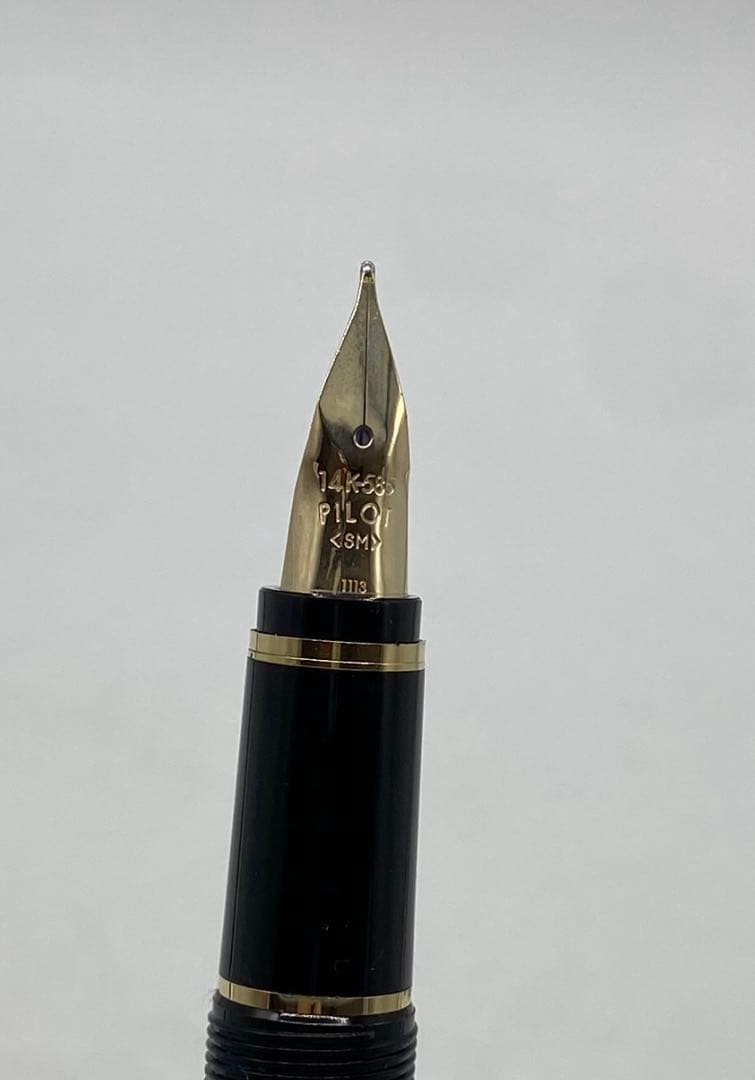 PILOT 14K-585 万年筆 ブラック×ゴールドペン先 SMサイズ