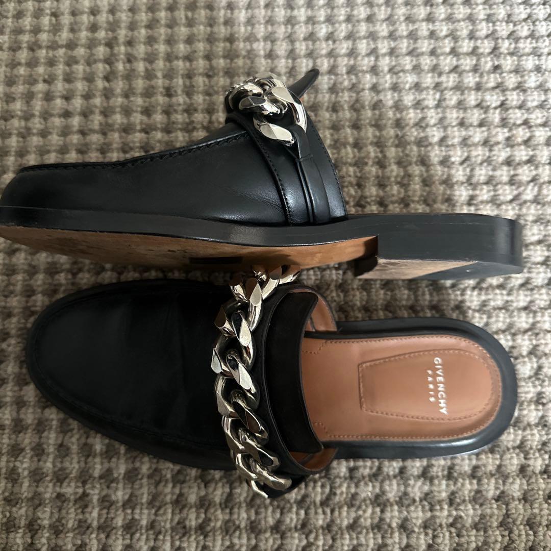 Givenchy ブラック ミュール　36ハーフ