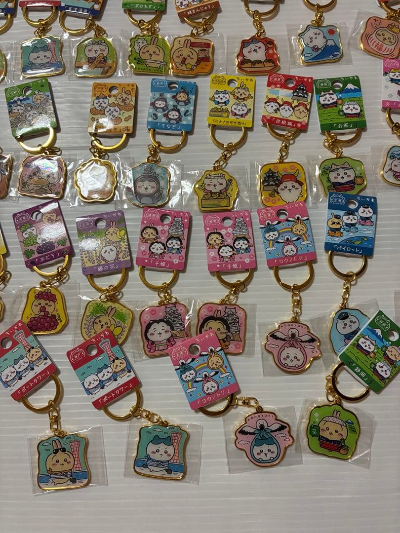 ちいかわ うさぎ ハチワレ ご当地キーホルダー 98セット